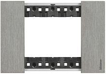 Рамка горизонтальная Legrand BTicino Living Now 1-м. 3 мод. металл сталь картинка